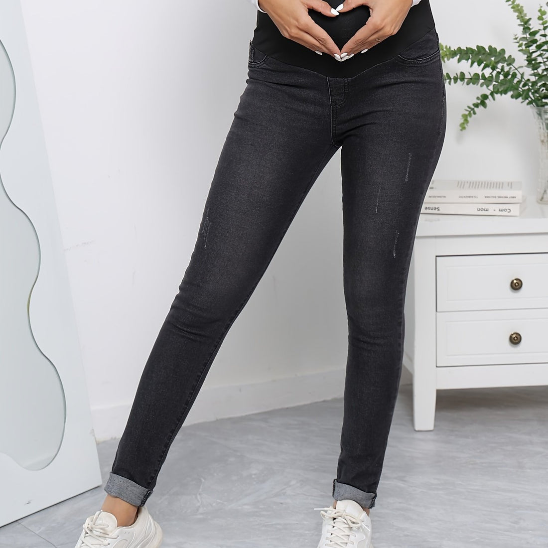 Comfy & Stretchy High Waist Tummy Support Maternity Mid Stretch Jeans For Outdoor